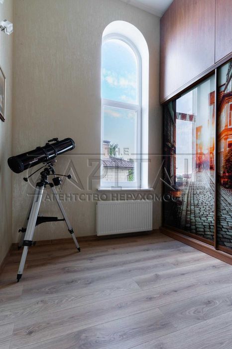 Продаж / Будинок / 262 м2 /  Гора / вул. Степова