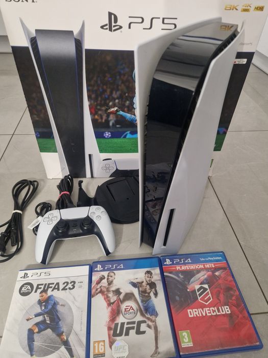 Playstation 5 825gb ssd + Pad + 3x Gra ps5 Gwarancja ZESTAW