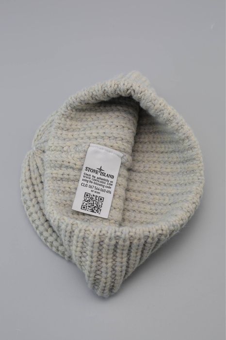 Стильні зимові шапки Stone Island — чорна та сіра