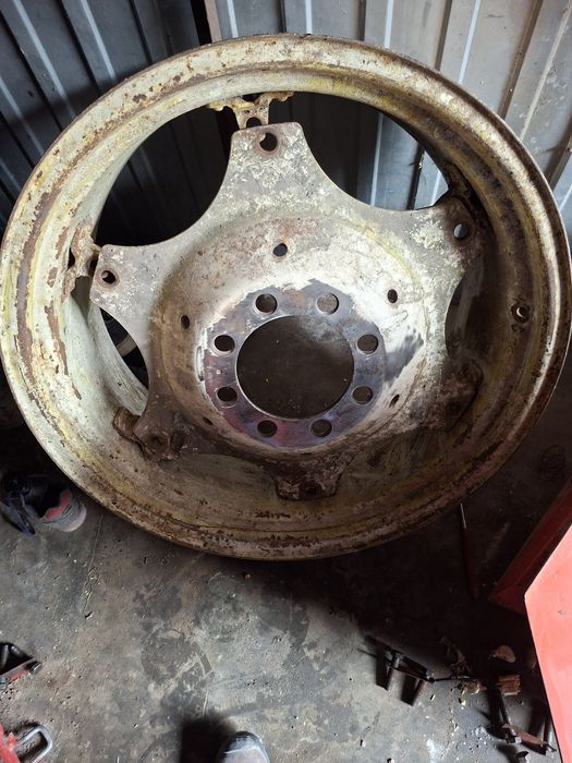 Sprzedam Felga plus gwiazda  do c360