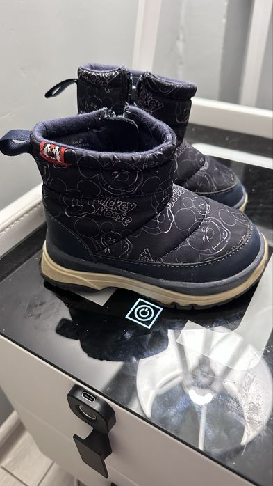 Дутіки,чобітки,сапожки zara