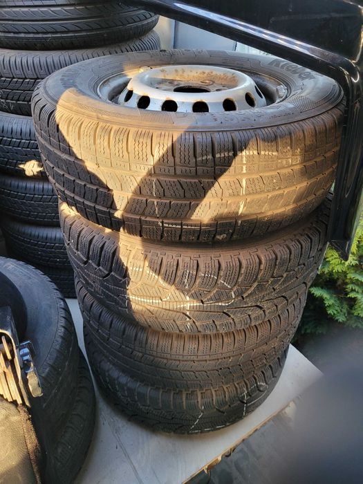 4 felgi plus opony zimowe 225/70/15C MERCEDES sprinter,VW LT