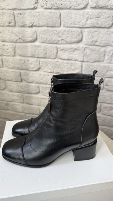 Чоботи шкіряні 39р.