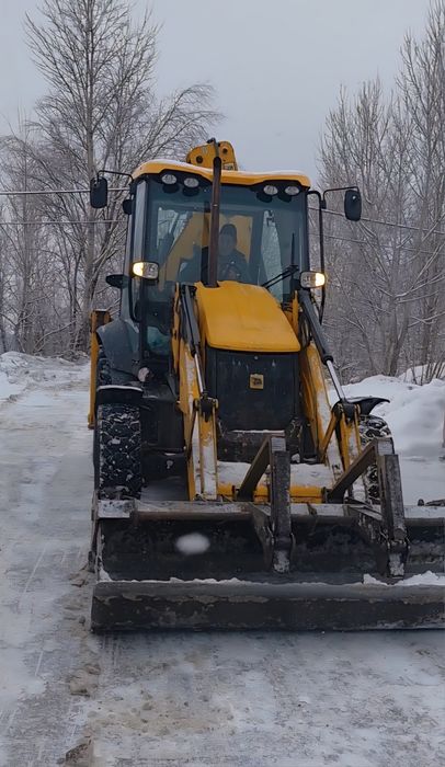 Послуги екскаватора JCB-3CX