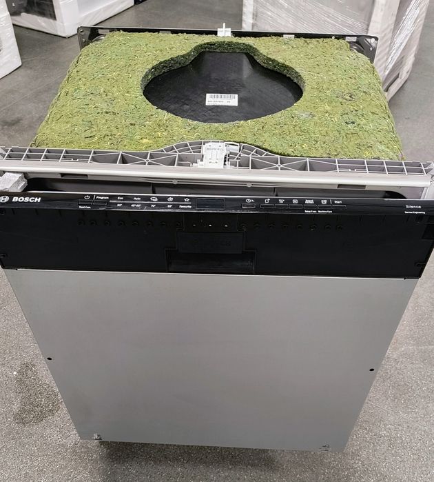 Продам новую посудомоечную машину Bosch SMV2IVX00K
