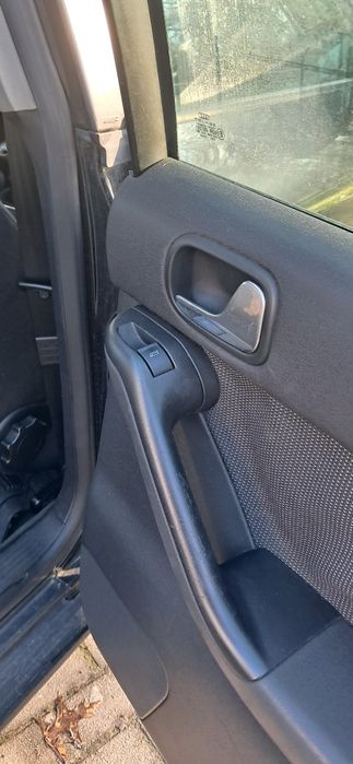 Audi A3 1.6 gasolina em muito bom estado