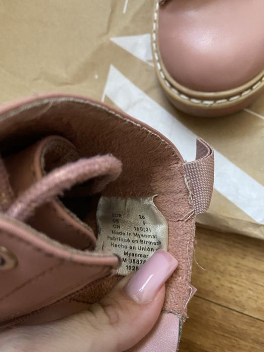 Дівчачі черевики ботінки фірми h&m 26 розмір на байці