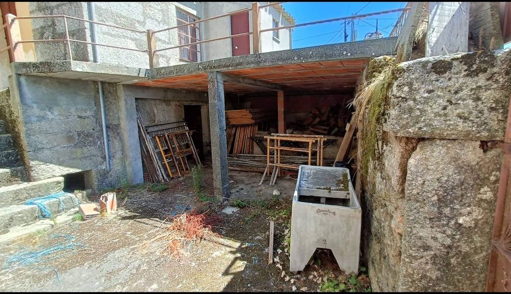 Moradia rústica para venda