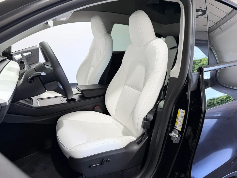 Tesla Model Y Performance Dual Motor AWD