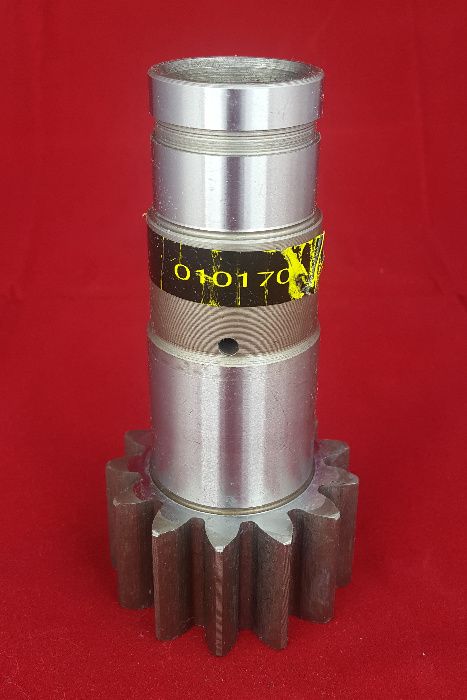 Wałek obrotu Yanmar B25V, OMEX 010170A