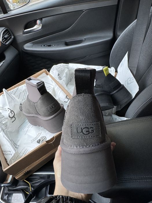 Ugg dipper platform 36 сірі і чорні угг 37 на платформі