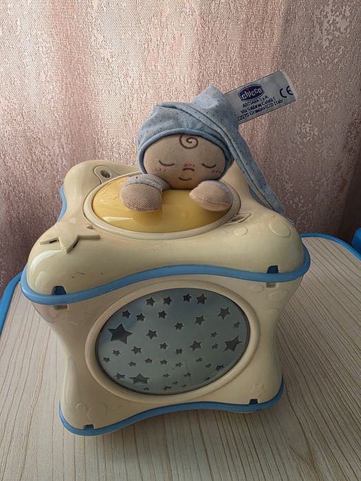 Все по 200, музичний килимок, нічник від Chicco, музичний барабан