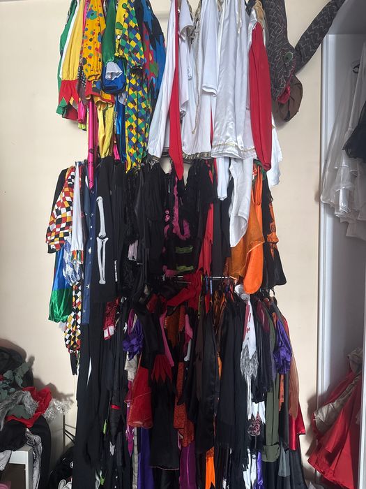 Sprzedam asortyment wypożyczalni stroje karnawałowe