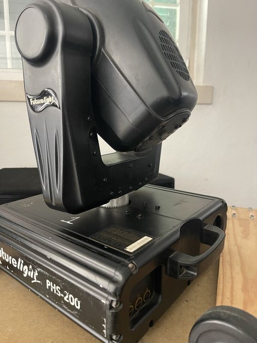 Robots -eurolite  -Ph200 usados bom estado64284025642627123