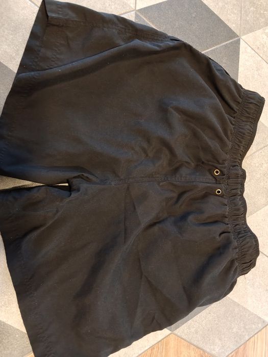 Krótkie spodenki męskie L