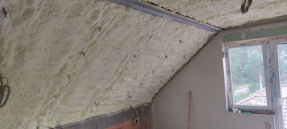 Ocieplenie pianą pur Docieplenia izolacje *** Promocja