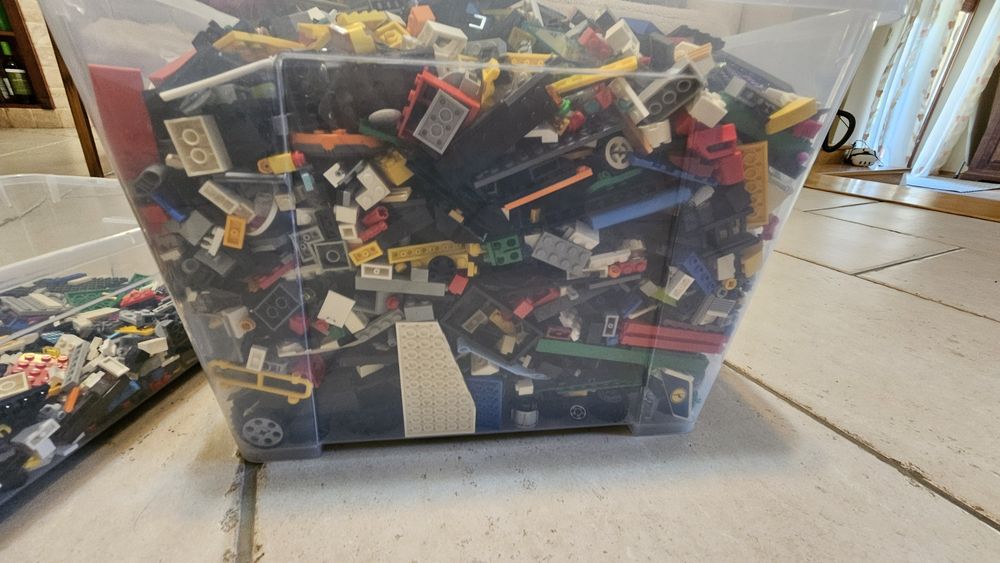 Oryginalne klocki Lego mix ( dużo kół od samochodu)