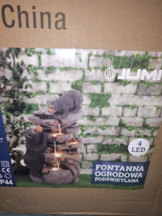 Nowa DUŻA fontanna ogrodowa Niedźwiedź 72 cm podświetlenie 4 LED niedźwiadki
