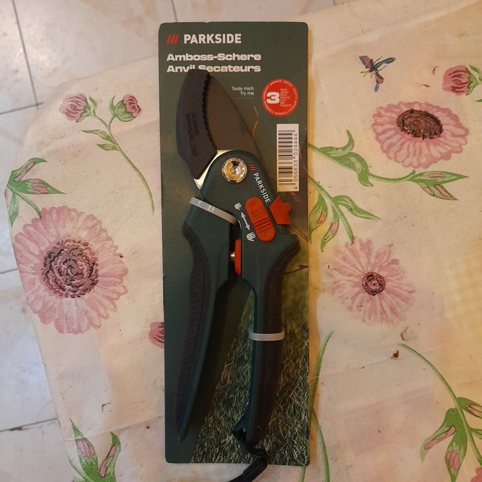 Продам секатор #PARKSIDE

Amboss-Schere Anvil Cecateurs