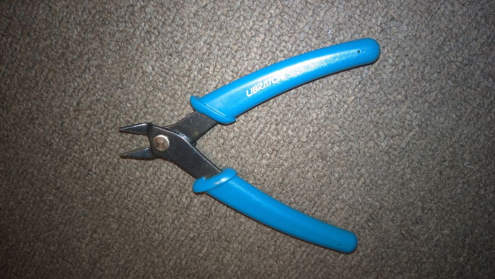 Кусачки бокорезы libraton  для проводов электроники
 Мультитул набор ш