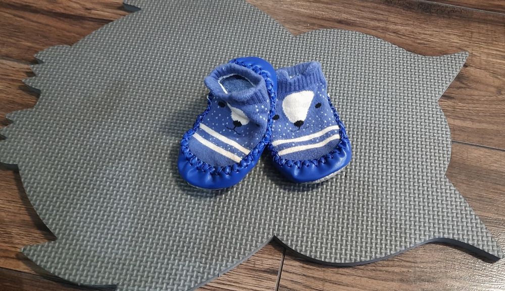 Buciki skarpetki papcie 21 niebieskie ABS