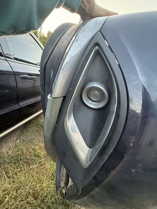 Противотуманка Dodge Durango