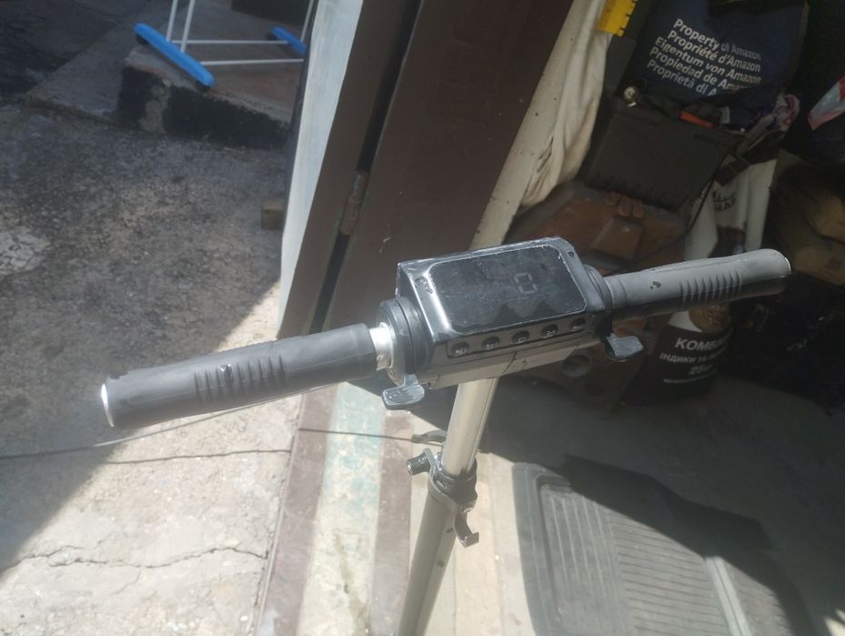 Продам самокат Kugo s3 pro