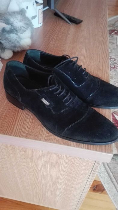 Чоловічі туфлі. Натуральна заамша. Італія.