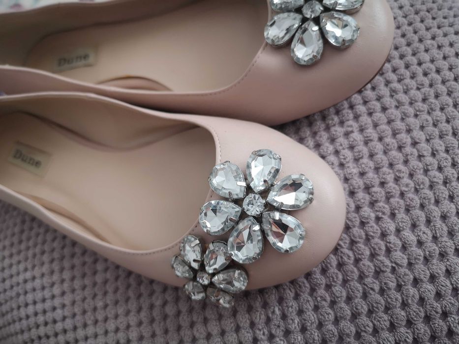 Buty skorzane balerinki 40