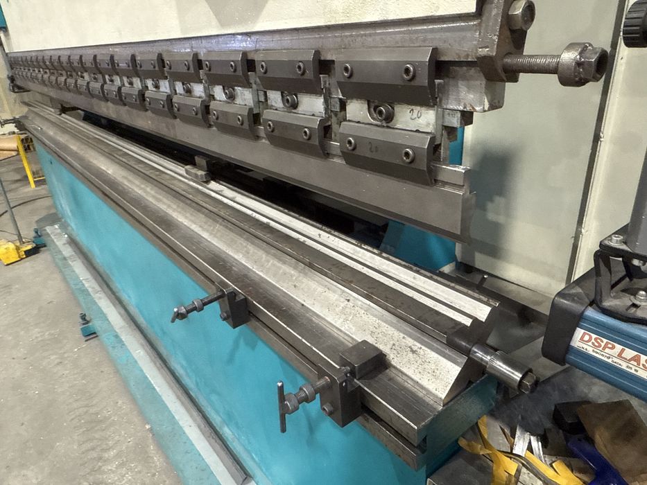 Quinadeira Adira 4 metros 150 ton