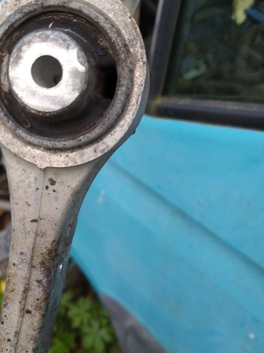 Рычаг подвески Мерседес 221 левый