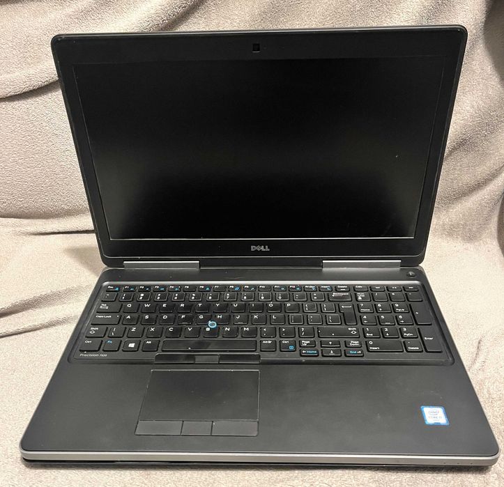 Laptop DELL Precision 7520. I7-6820 / Quadro M220 / 48 GB RAM / Win7