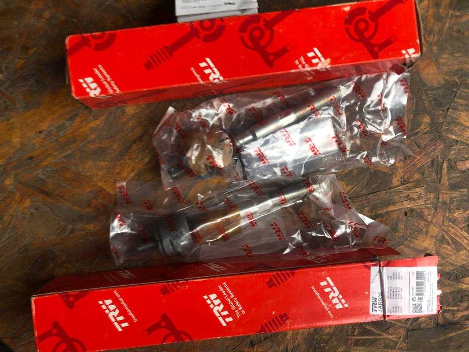 Рульова тяга без наконечника TRW JAR936