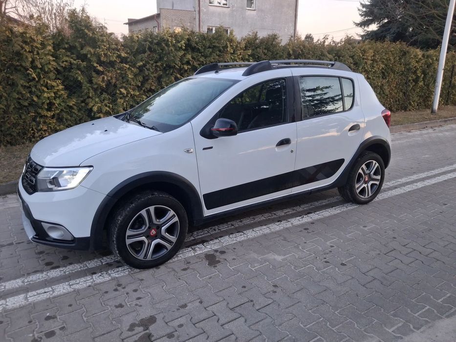 Dacia Sandero Stepway Navigacja Czyjnini Parkowania Klima B+Lpg Kamera Cofania Jak Nowa