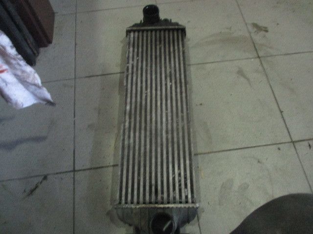 Radiador do intercooler RENAULT Trafic II Chassis (EL)