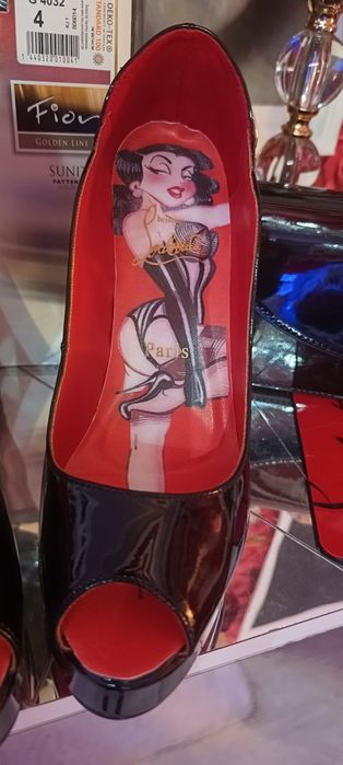 Christian Louboutin 40 26cm model limitowany