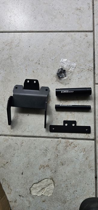 Suporte para GPS / Telemóvel para Voge 900