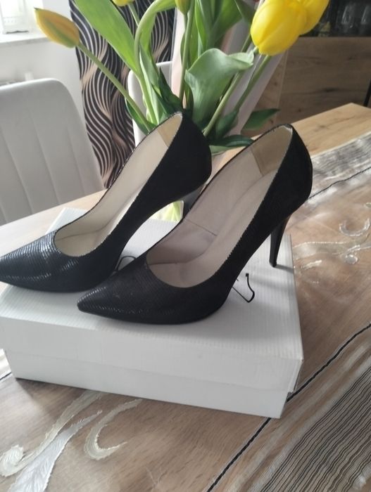Buty  damskie rozmiar  39