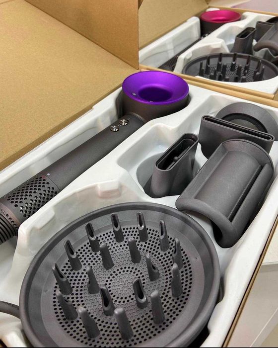 Фен Dyson Supersonic з 5 магнітними насадками та іонізацією 1600W