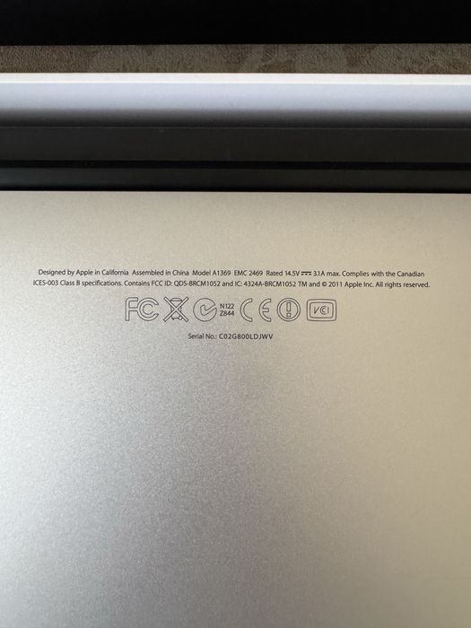 Продам MacBook Air 13 2013 i5 4/256 Gb