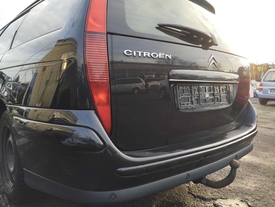 Citroen C5 I Kombi 3.0i 2004r.Lampa tylna lewa.