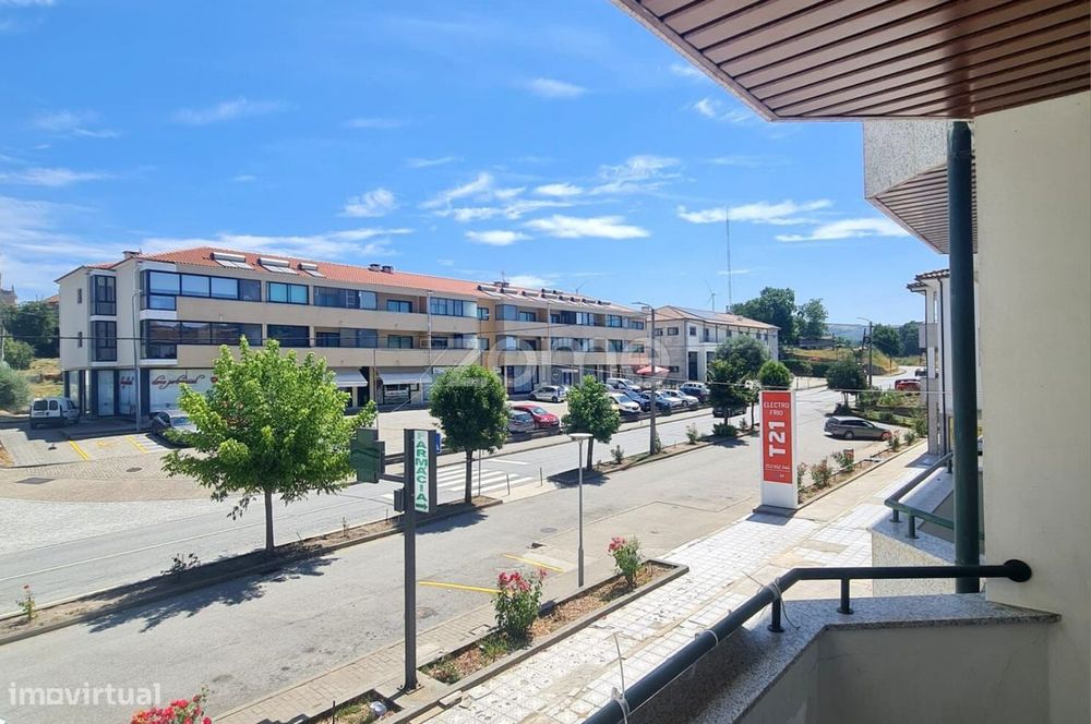 Apartamento T3 no Centro de Salto (Montalegre)