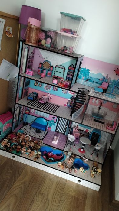 Domek Lol -duzy (+ około 40 laleczek ).oryginalne