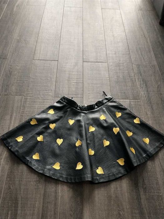 Forever 21 - Skórzana spódnica w serduszka - R. M