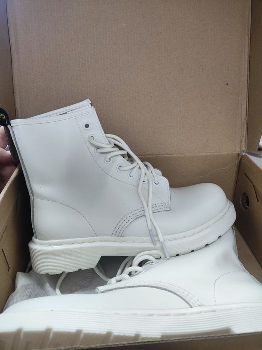 Черевики шкіряні білі