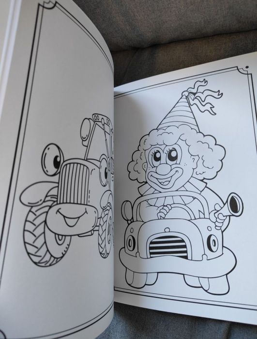NOWE kolorowanki dla dzieci z kredkami.