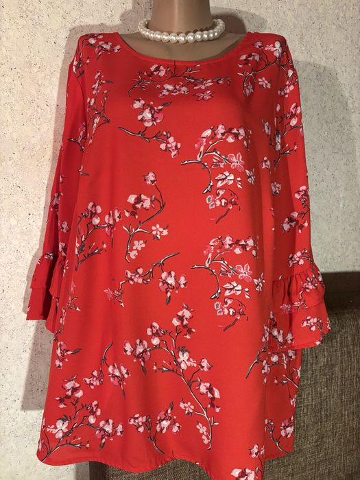 Яскраві нарядні блузи розмірів 54-56