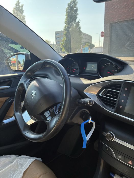 Peugeut 308 BlueHDI 1.6