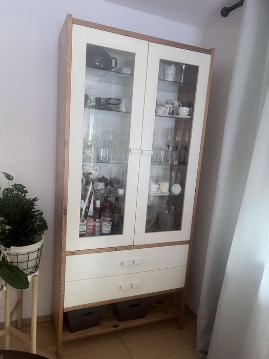 Witryna Ikea lite drewno