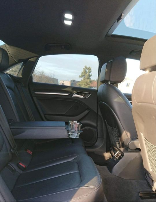 Samochód Auto do ślubu/ Audi/ Volvo/ Mercedes/ kierowca wesele van 7os